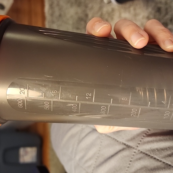 Blender Bottles. 28 ounce (set of 2) - Picture 3 of 4